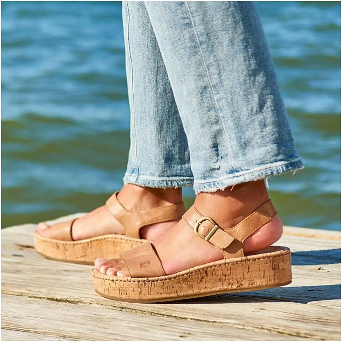 BORN Women's, Sari Sandal