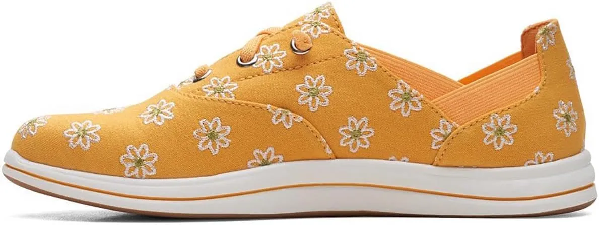 Clarks Women's Breeze Ave Sneaker
