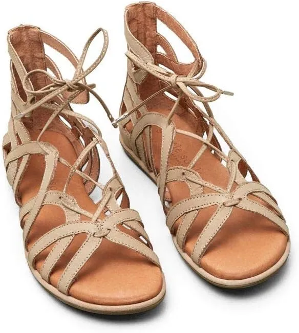 Gentle Souls Women's Break My Heart 3 Gladiator Sandal, Gold