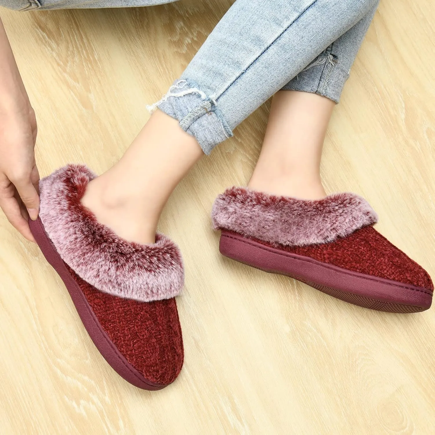 LORDFON Womens Winter House Slippers Memory Foam，Warm Closed Back Indoor Slippers For Women With Soft Faux Fur Plush Collar,Cozy Ladies Slip-on bedroom Home Slippers Non-Slip