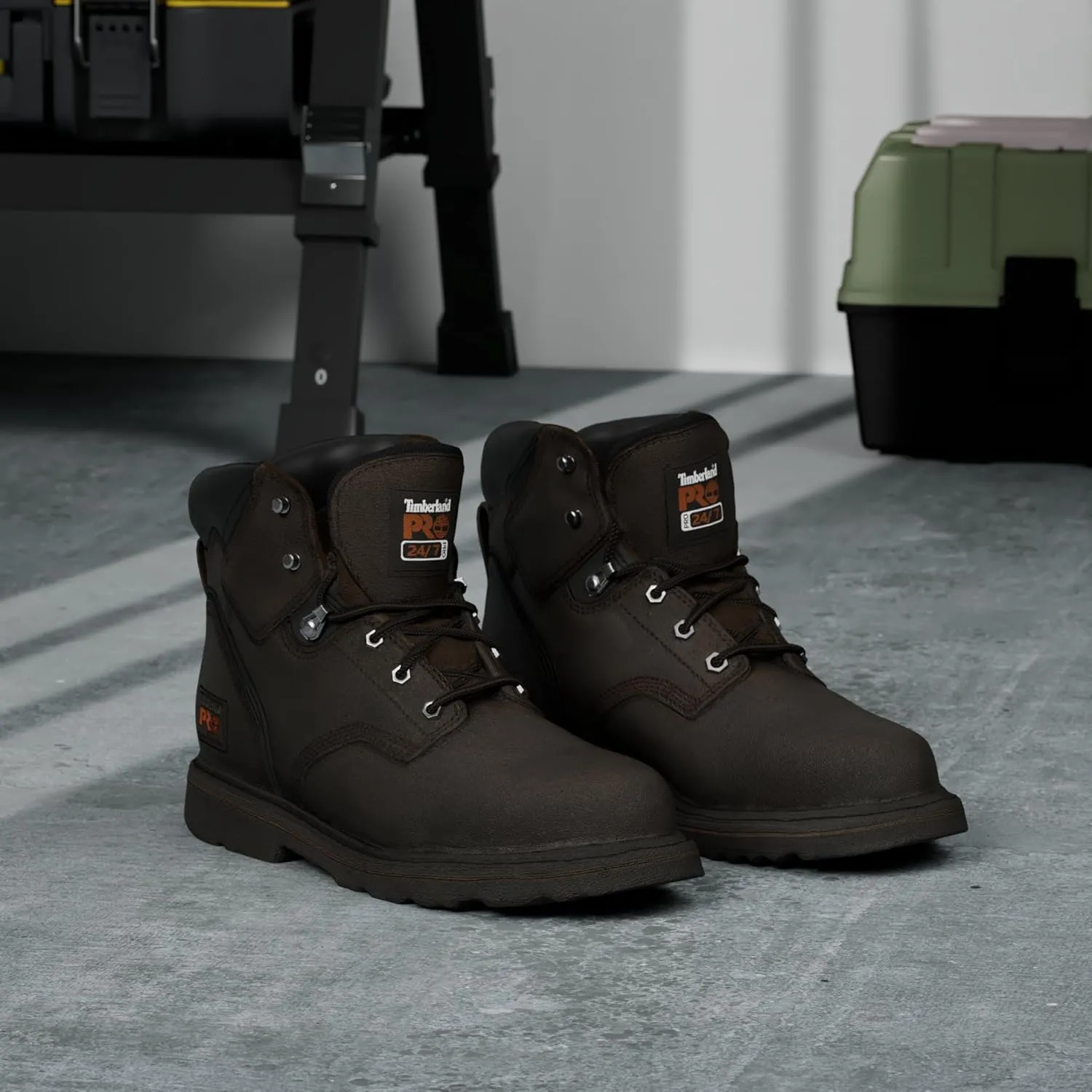 Timberland PRO Men's Pit Boss 6 Inch Soft Toe Industrial Work Boot